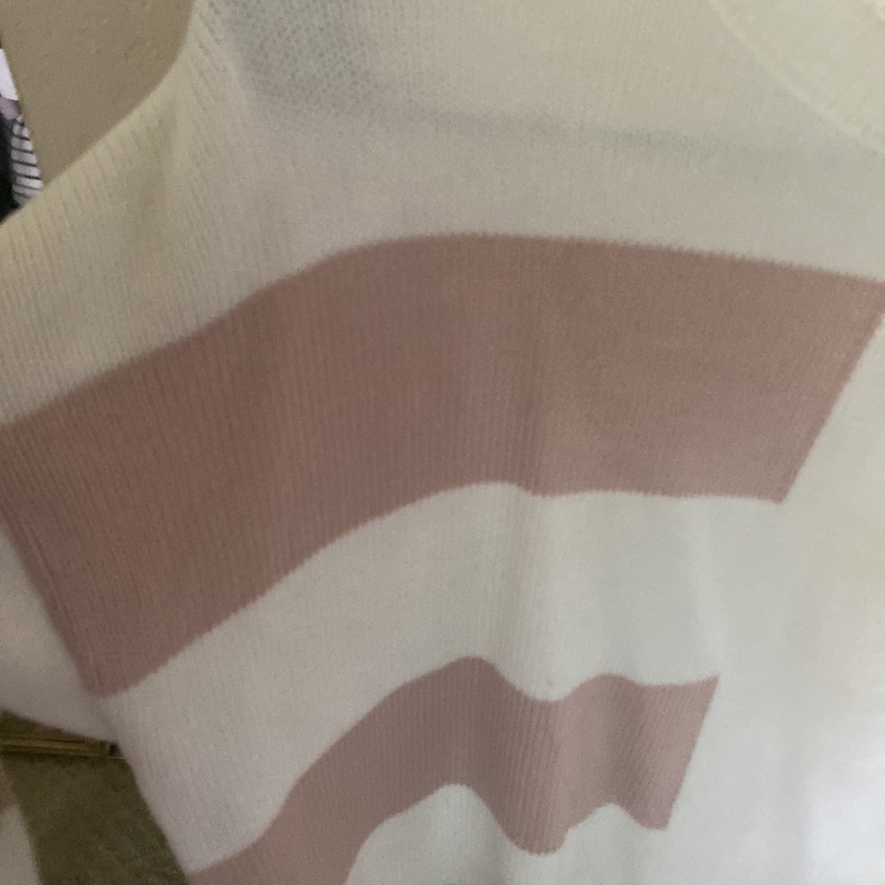 Sweater - Picture 2 of 3